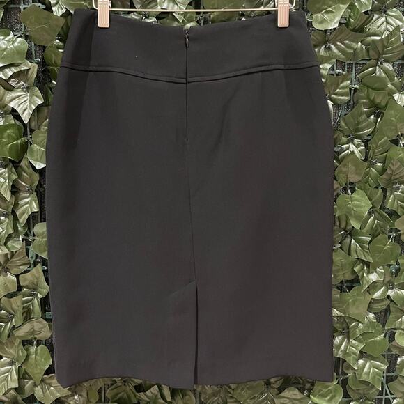 NWT! Nine West Skirt Size: 2 - Picture 2 of 3